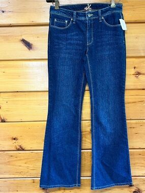 NWT Jeans Dark Blue Flared Jeans By Dressbarn Size 4